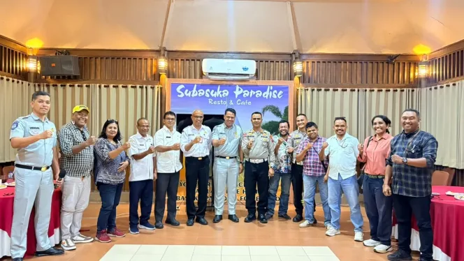 
 Gubernur Melki Laka Lena Keluarkan Kebijakan Populis Ringankan Beban Pemilik Ranmor Lunasi PKB